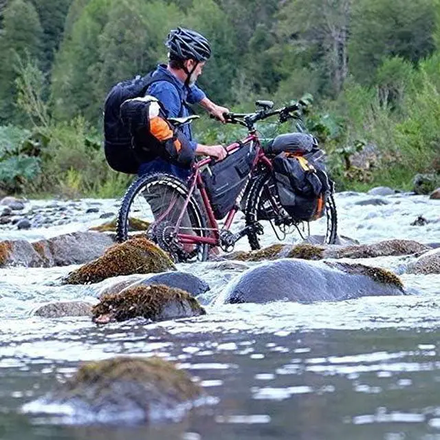 Alt view image 5 of 6 - Outpost Bike Frame Bag