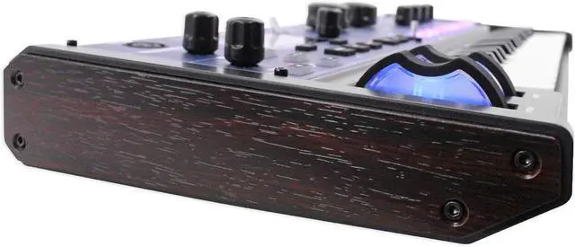 Alt view image 5 of 7 - MiniNova Analogue Modelling Comt 37 Mini-key Synth  Tough, comt, powerful mini-synth with pitch-correcting effect vocoder, 256 onboard sounds and five effects per voice layering Blue