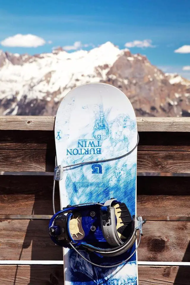 Alt view image 4 of 6 - Compact and Thin Bike Lock, Ultra-Secure Compact 4-Digit Combination Sliding Lock with 2 Metre Length Cable for Bike, Ski, Snowboard, Scooter and Pushchair, Silver