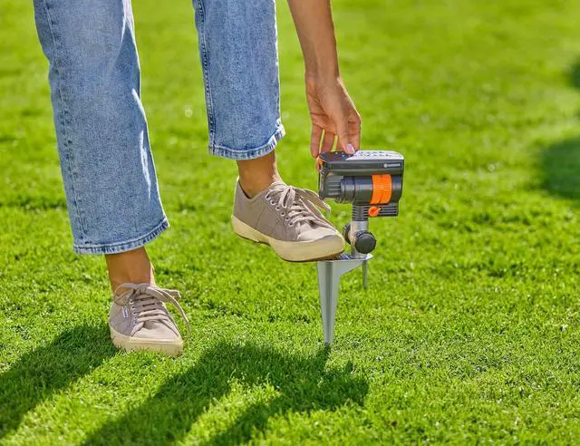 Alt view image 4 of 7 - 20575 | Up to 2300 sq ft - ZoomMaxx Adjustable Oscillating Sprinkler on Metal Step Spike for Watering Large Area Lawn with US Hose Threads, Yard and Garden. Quick Connects