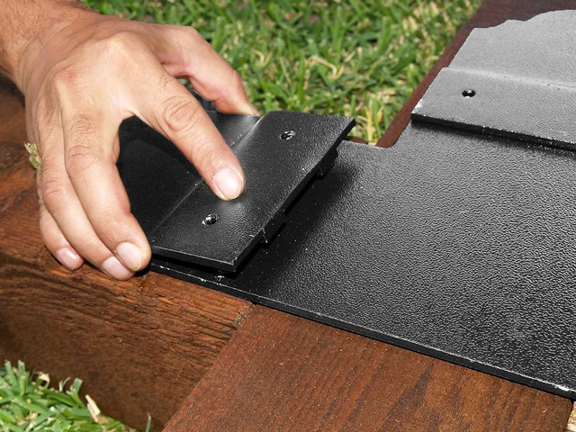 Alt view image 3 of 4 - OZCO Laredo Sunset Truss Accent Plates, 5in x 6-1/2in, 2 Pieces, Black