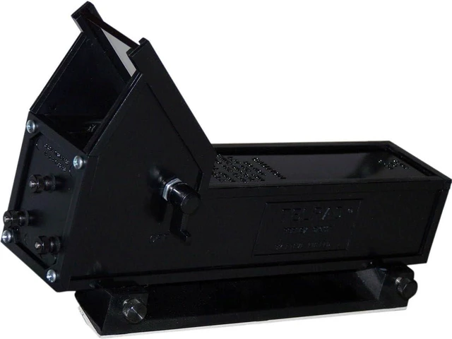 Alt view image 2 of 3 - Finder Sight Red / Green Switchable with Mounting Base