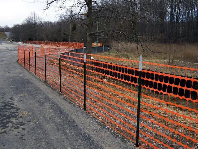 Alt view image 3 of 3 - Plastic Construction Fencing 250 Feet Orange Netting Barrier Safety Mesh Snow Fence Roll