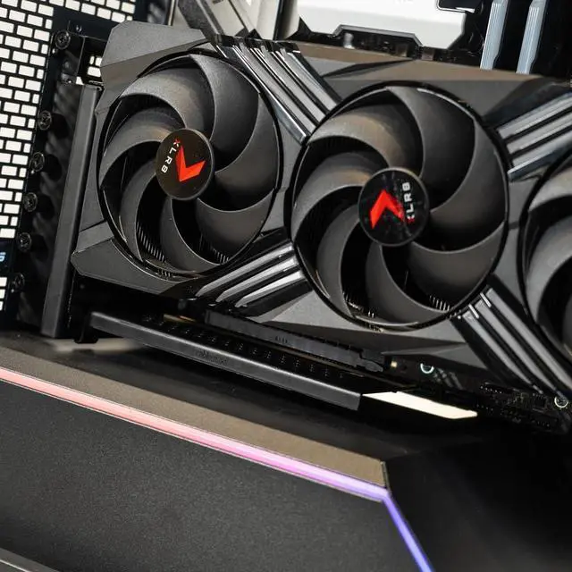 Alt view image 2 of 5 - CableMod Vertical PCI-e Bracket PCI-e 4.0 Edition (Black, 2 x DisplayPort)