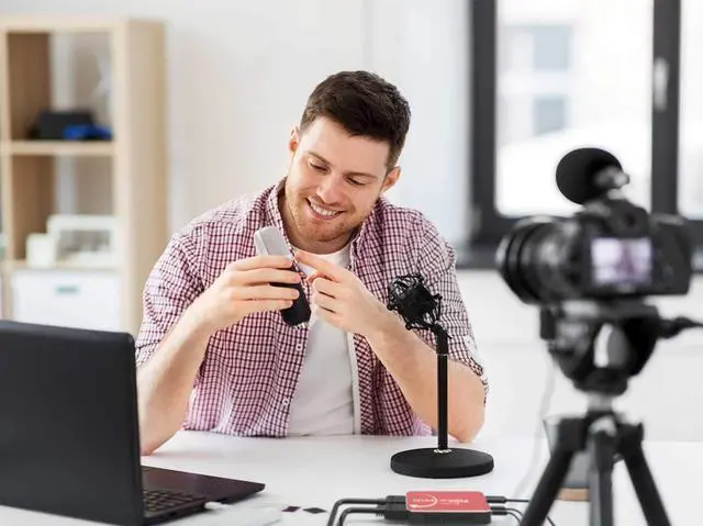 Alt view image 5 of 5 - ClonerAlliance Flint 4KP Plus, 4K@60fps Passthrough, 1080p@60fps Video Capture with Mic Input, Ultra-Low Latency, Plug&Play. for Game Consoles, DSLR