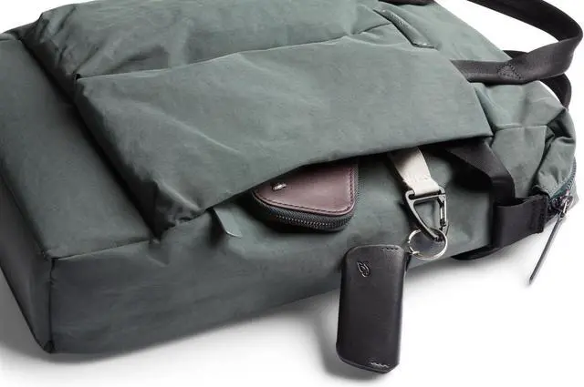 Alt view image 4 of 5 - Bellroy Tokyo Totepack Compact (backpack, tote bag, 13" laptop bag) - Everglade