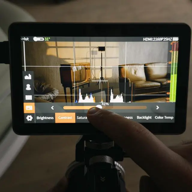 Alt view image 2 of 5 - VILTROX SDI Camera Field Monitor DC-X3, 2000 Nits Super Bright Daylight Viewable Camera Monitor, 4K Input Output Touchcreen Video Monitor HDMI