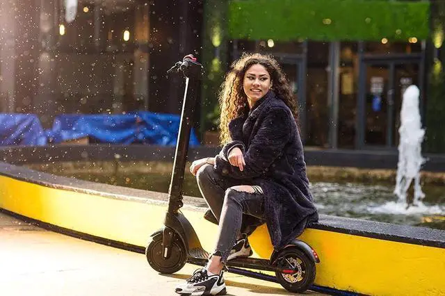 Alt view image 2 of 6 - Eskuta KS-350 Long-Range Electric Powerful Kick Scooter, Removeable Battery