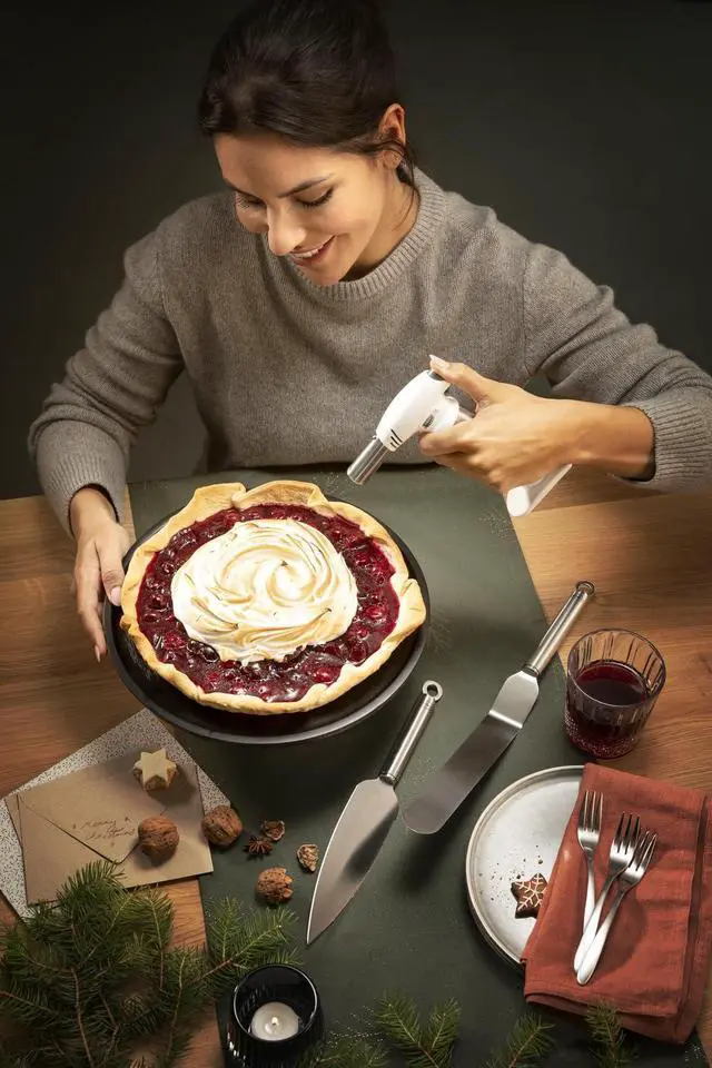 Alt view image 5 of 7 - Rösle 12844 Crème Brulee Butane/Propane Adjustable Kitchen Cooking Torch 6.5 in.