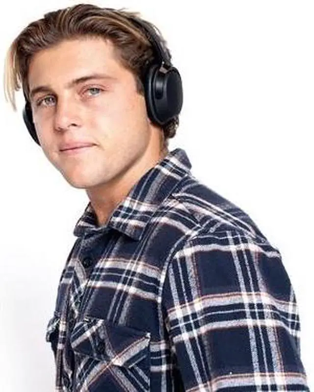Alt view image 19 of 20 - skullcandy riff wireless onear headphones  black