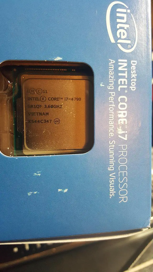 Alt view image 3 of 3 - Intel Core i7-4770 Quad-Core Desktop Processor 3.4 GHZ LGA 1150 8 MB Cache BX80646I74770