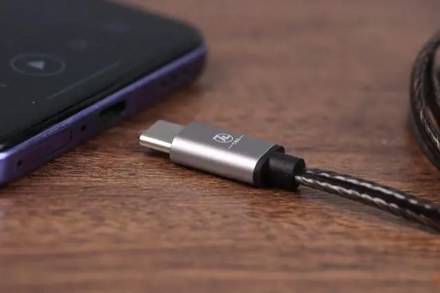 Alt view image 4 of 5 - Linsoul 7Hz Salnotes Zero HiFi 10mm Dynamic Driver in-Ear Earphone IEM with Metal Composite Diaphragm Stainless Steel Faceplate Detachable 2Pin OFC Cable (Red, with Mic, Type C)