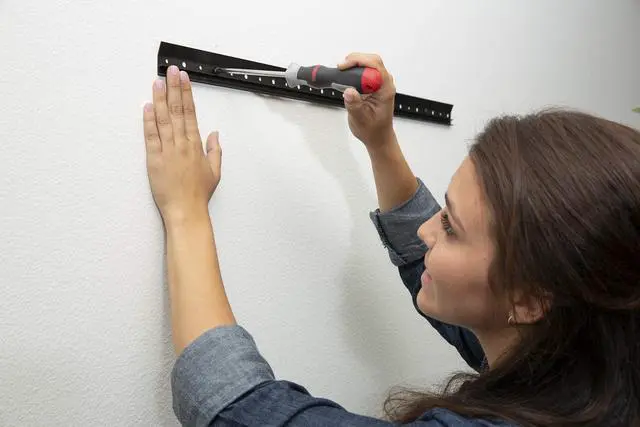 Alt view image 2 of 3 - HANGMAN 32"-80" Simple Flat Panel Mount with Stud Finder Television Mount (S2060-SF)