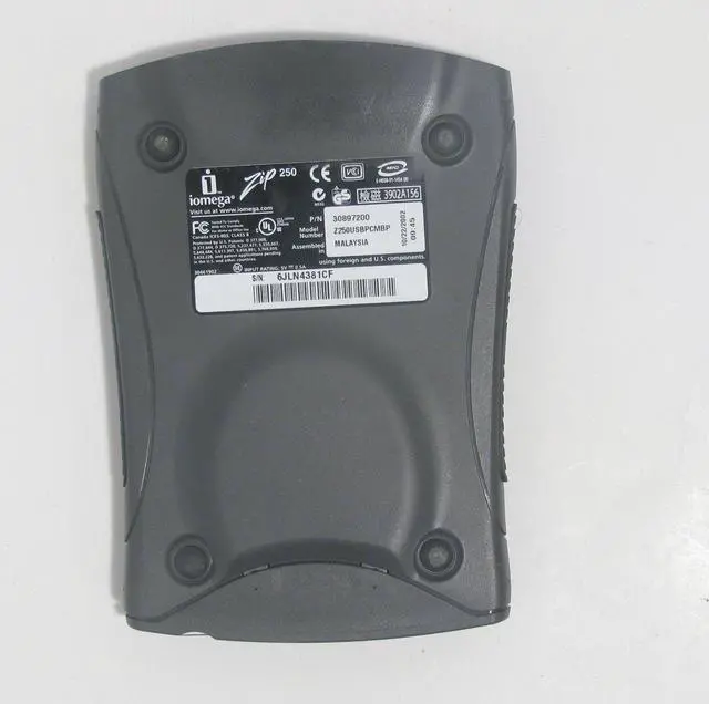 Alt view image 5 of 5 - Iomega Zip 250 MB USB External Drive (PC/Mac)