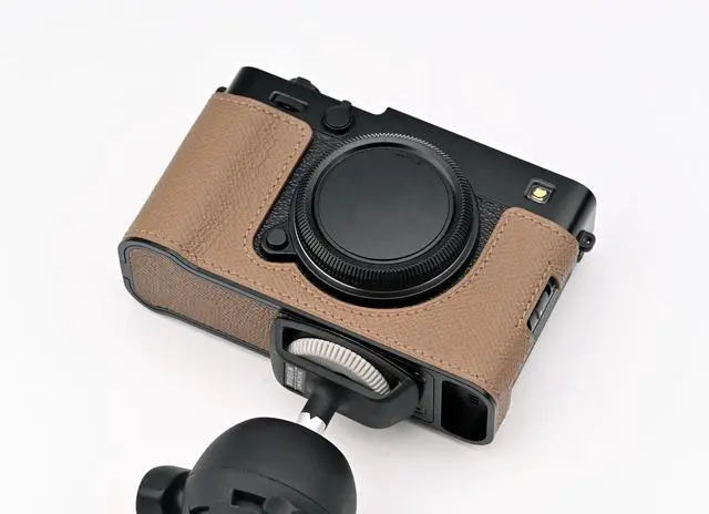 Main image of Handmade Genuine Leather Camera Half Case for FUJIFILM X-E5/FUJIFILM X-E5 Camera Case - Top Layer Cowhide Body + Metal Base Plate (Brown)