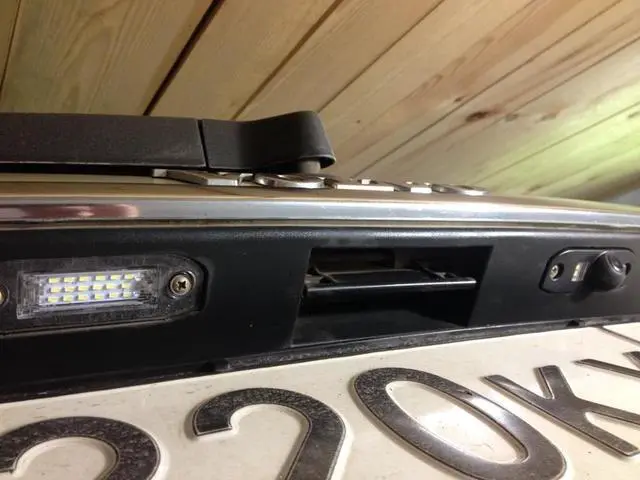 Alt view image 3 of 5 - 170 Reversing Vehicle-Specific Integrated in Number Plate Light License Rear View Backup Camera Compatible with Volvo S80 SI40 XC60 S40 C70 S80L S80 S60L S40L XC90 S80L S60 S40L V40 V50