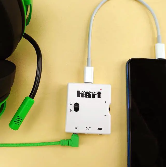 Alt view image 3 of 5 - Maker hart MAI mini mobile audio interface good sound headphone output for zero-latency audio monitoring and playback