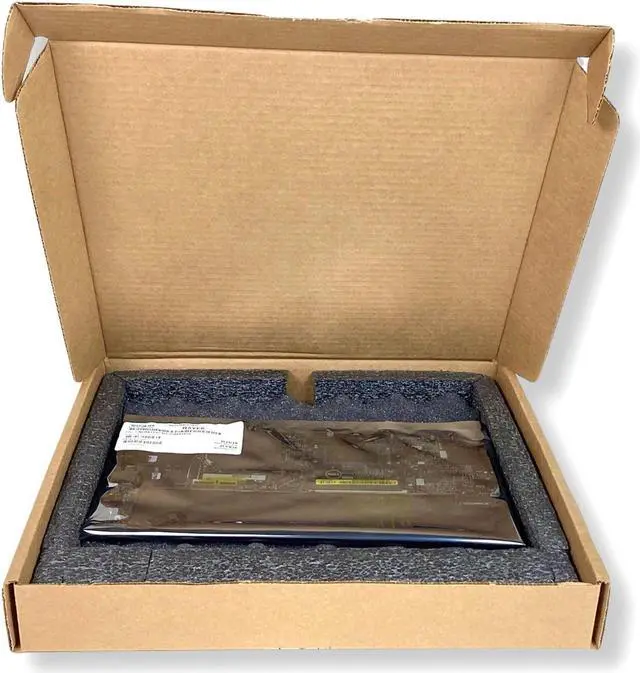 Alt view image 7 of 7 - Dell OEM Latitude 7280 7380 Motherboard i7 2.8GHz Thunderbolt 3 R5YF6