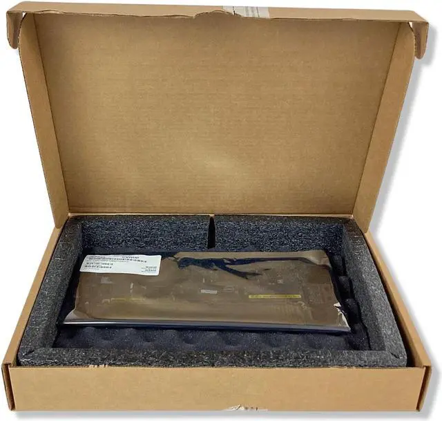 Alt view image 7 of 7 - Dell OEM Latitude 7480 Motherboard System Board i7 2.8GHz Thunderbolt 3 CXWHP