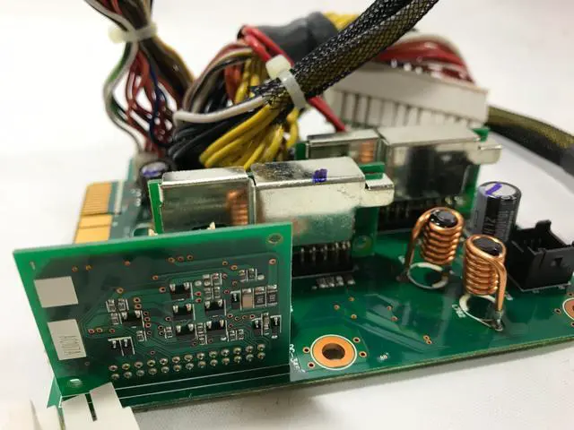 Alt view image 11 of 13 - NEW OEM Dell PowerEdge R520 Power Distribution Board - G6GGH