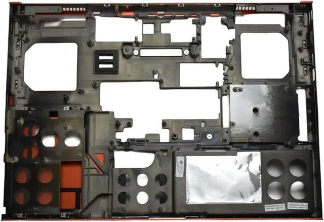 Alt view image 7 of 7 - Dell Precision M6400 Laptop Bottom Base Case Cover Assembly G840G