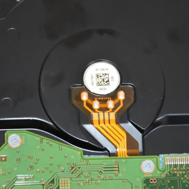 Alt view image 6 of 7 - HGST Ultrastar 7K4000 HUS724040ALS640 4TB 7200RPM SAS 6Gb/s 3.5" Enterprise HDD