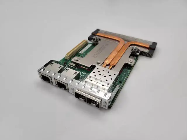 Alt view image 4 of 7 - 0C63DV Dell X520/I350 10GBE R720/ R620/R630/R730 For Network Daughter Card