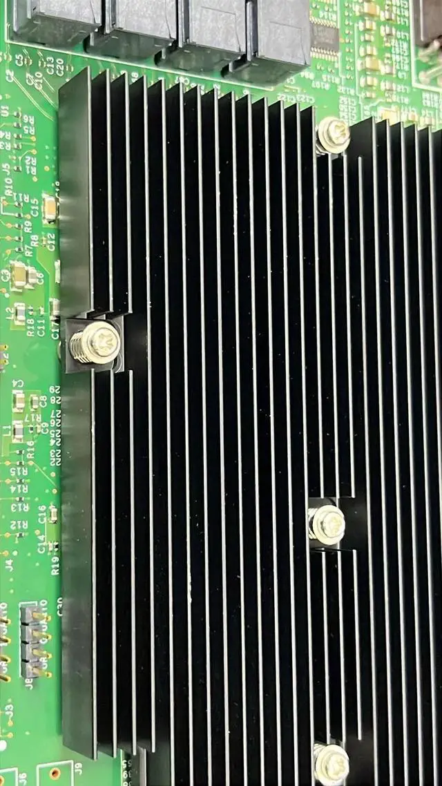 Alt view image 4 of 7 - LSI 9300-16I Logic 930016I 12Gbs 16Port Pcie 3.0 X8 Sas Controller-9300-16I