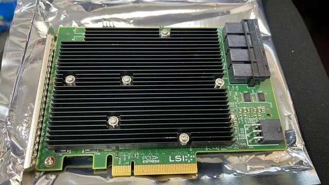 Alt view image 3 of 7 - LSI 9300-16I Logic 930016I 12Gbs 16Port Pcie 3.0 X8 Sas Controller-9300-16I
