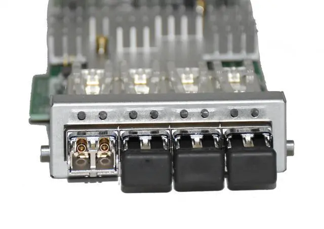 Alt view image 6 of 6 - Dell Compellent SC5020 & SC7020 Quad Port 10GB SFP+ Mezzanine Card KCVN9