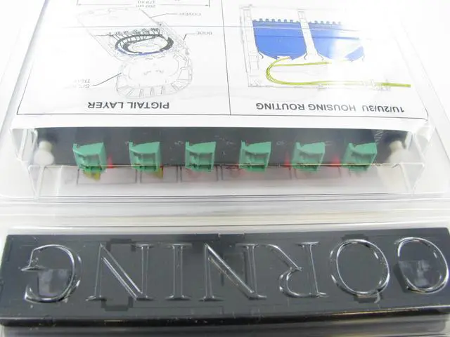 Alt view image 4 of 4 - Corning CCH-CS12-AF-P00RE Pigtailed Splice Cassette, 12 Fiber, LC APC Duplex Shuttered Singlemode OS2