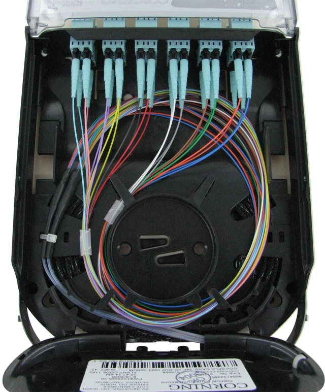 Alt view image 7 of 7 - Corning CCH-CS24-E4-P00QE Pigtailed Fiber Optic Splice Cassette, 24 Fiber, LC PC Duplex 50um Multimode (OM4), Single-Fiber (250 um)