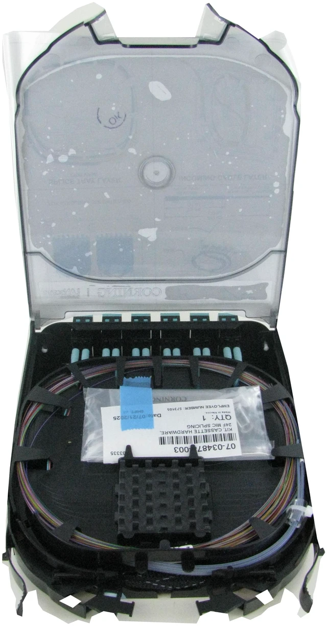 Alt view image 6 of 7 - Corning CCH-CS24-AD-P00QE Pigtailed Splice Cassette, 24 Fiber, LC Duplex Shuttered 50um Multimode OM4