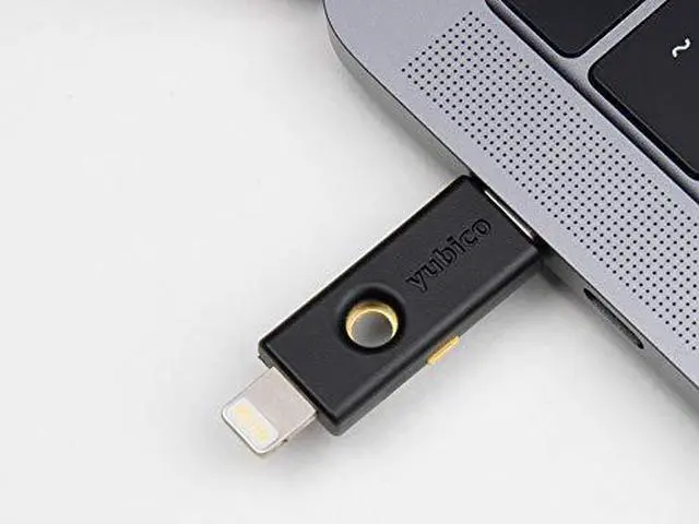 Alt view image 9 of 13 - Yubico YubiKey 5Ci - Two factor authentication security key -  USB-C / Lightning