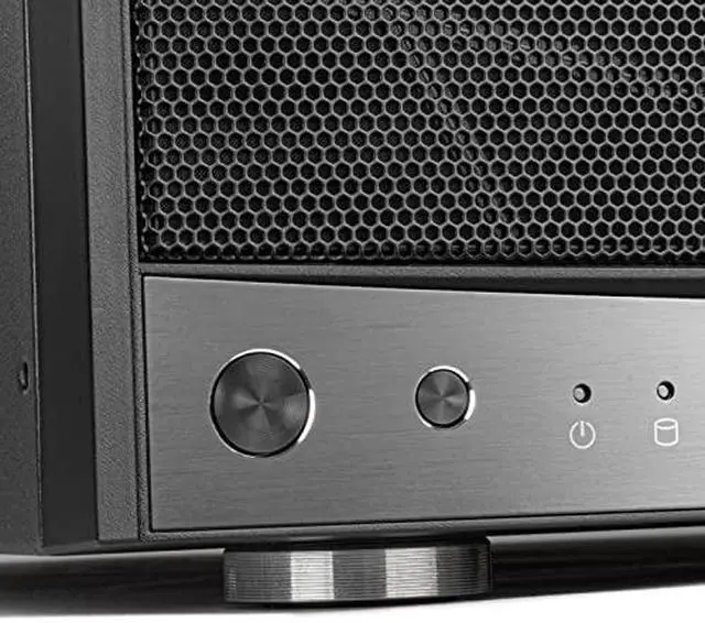 Alt view image 14 of 14 - Silverstone GD11 Ideal compact HTPC case with 240mm radiator support