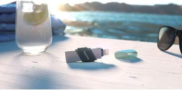 Alt view image 13 of 16 - SanDisk SDIX90N-128G-GN6NE MAH 128GB USB 3.1 Lightning iXpand Flash Drive Flip Silver/Blue