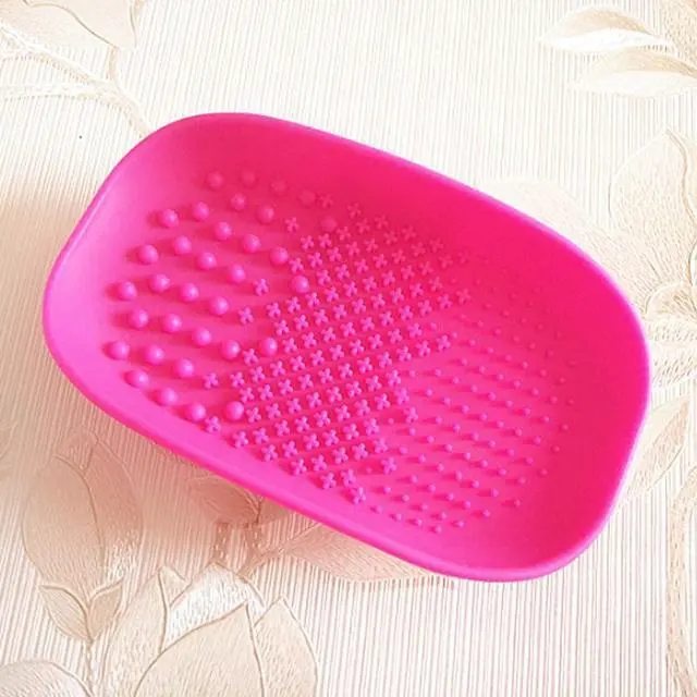 Main image of Oval Soap Holder Shape Silicone Foundation Cleaning Tools Makeup Brush Cleaner Mat Beauty Makeup Tools