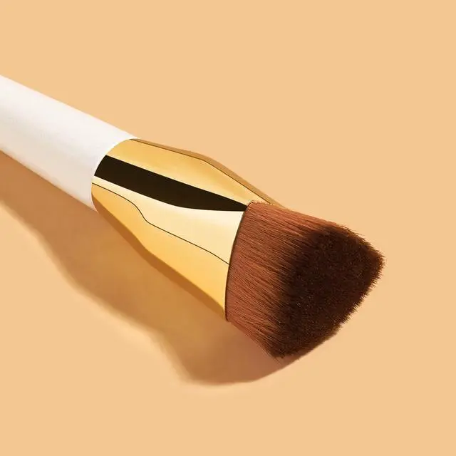 Alt view image 3 of 5 - Single Professional Triangle Head hair Foundation Brush White Wood handle Foundation Cosmetic Brush Beauty Tool