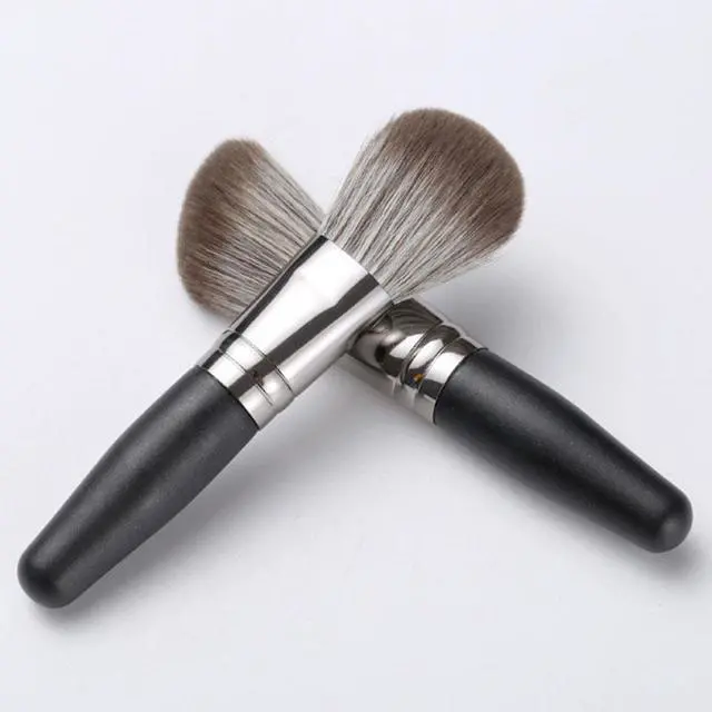 Alt view image 4 of 7 - Professional Short Handle Portable 5pcs Mini Travel Makeup Brush Set with Bag Beauty Makeup Tools