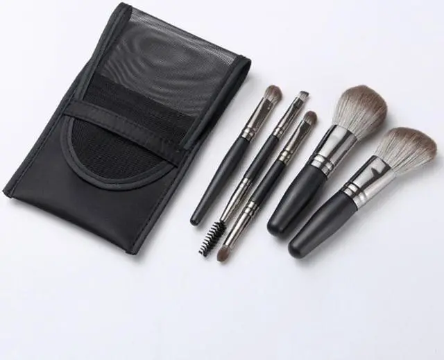 Alt view image 6 of 7 - Professional Short Handle Portable 5pcs Mini Travel Makeup Brush Set with Bag Beauty Makeup Tools
