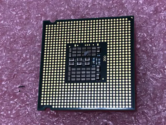 Alt view image 6 of 7 - INTEL Slanv Xeon E5420 Quadcore 2.5Ghz 12Mb L2 Cache 1333Mhz Fsb Socketj(Lga771) 45Nm 80W Processor Only