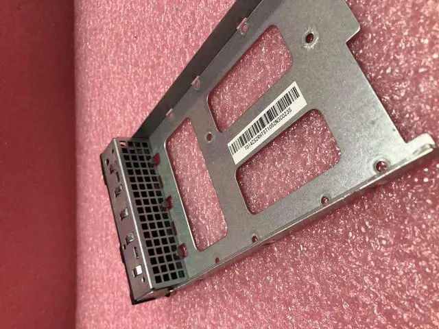 Alt view image 3 of 4 - TDI4ZS2RH 3.5" LFF tray for Quanta STRATOS S210-X22RQ