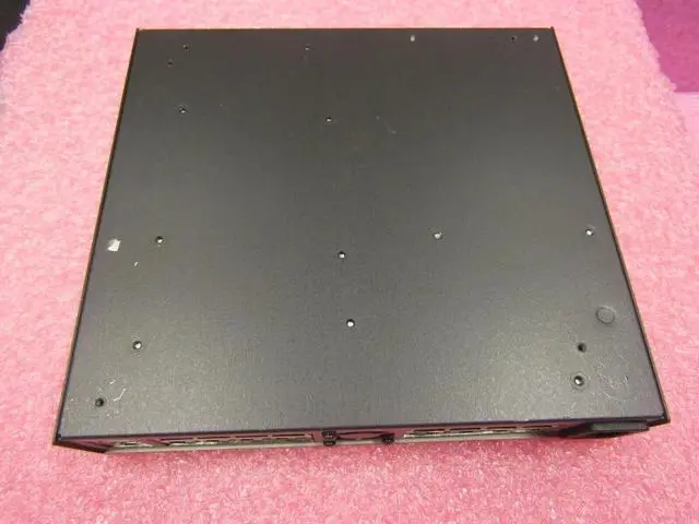 Alt view image 3 of 3 - 379883-001 HP 16 PORT SERIAL CONSOLE KVM SWITCH