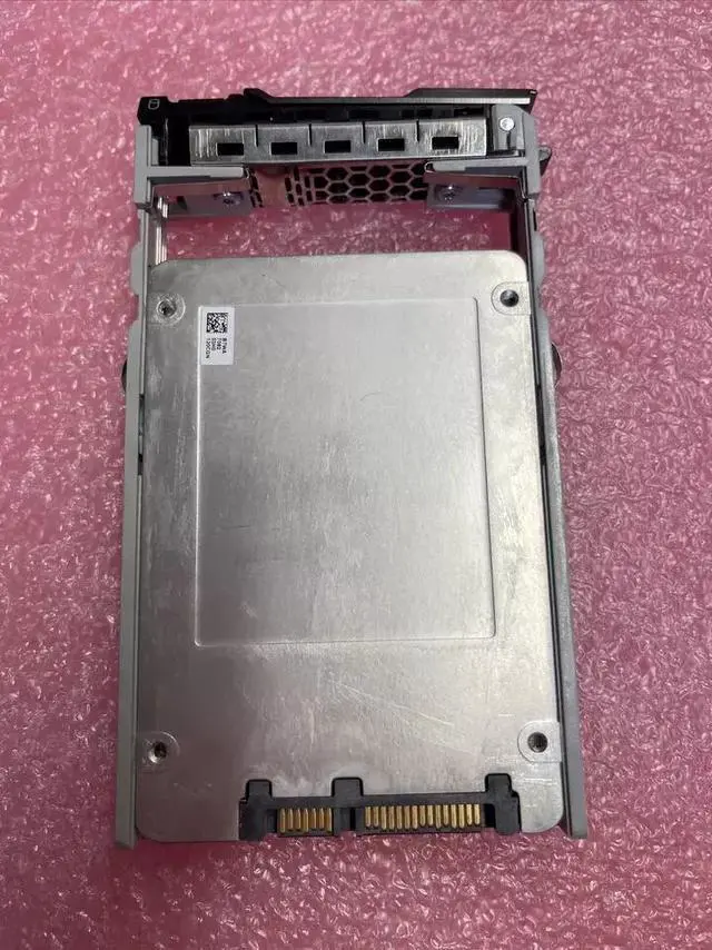 Alt view image 2 of 2 - KX83R Dell 120GB SSD SATA 6Gb/s Intel S3510 2.5in