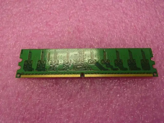 Alt view image 2 of 2 - 110-1115-00 EMC 1GB PC2-5300P DDR2-667 1RX8 ECC