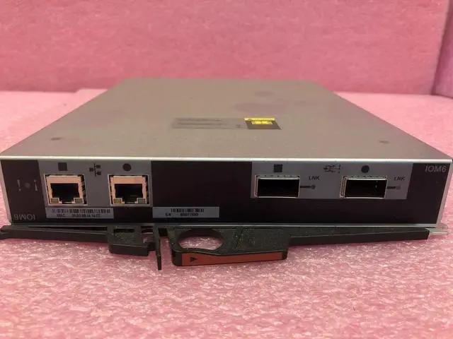 Alt view image 2 of 4 - 111-00690 NETAPP IOM6 6GB SAS CONTROLLER (X5713A-R6 , 111-00190)