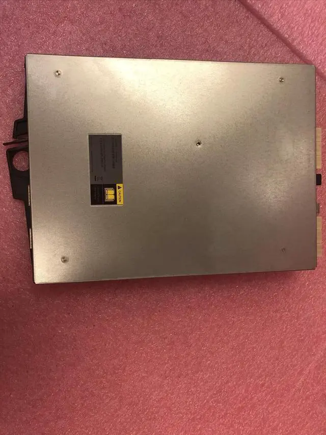 Alt view image 4 of 4 - 111-00690 NETAPP IOM6 6GB SAS CONTROLLER (X5713A-R6 , 111-00190)