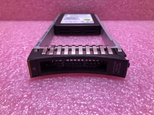 Alt view image 2 of 3 - 01LU847 IBM 3.84TB SAS 12G SSD