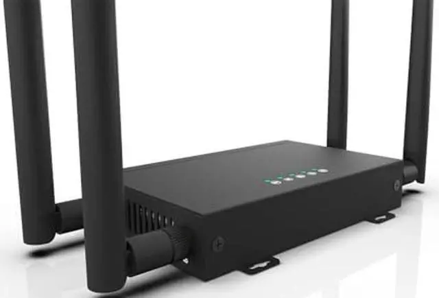 Alt view image 2 of 5 - HOSAYA GC111 Industrial Grade 4G CPE LTE SIM Card WiFi Router Tough Iron case 32 WiFi Users RJ45 X 4 Dual Power 12V/5V Big SMA Antennas Plus 1.5M Cable 4G Antennas Multiple Languages