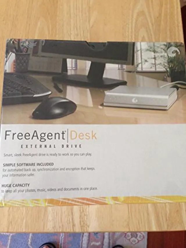 Alt view image 2 of 3 - Seagate FreeAgent Desk 1 TB USB 2.0 Desktop External Hard Drive ST310005FDA2E1-RK (Silver)
